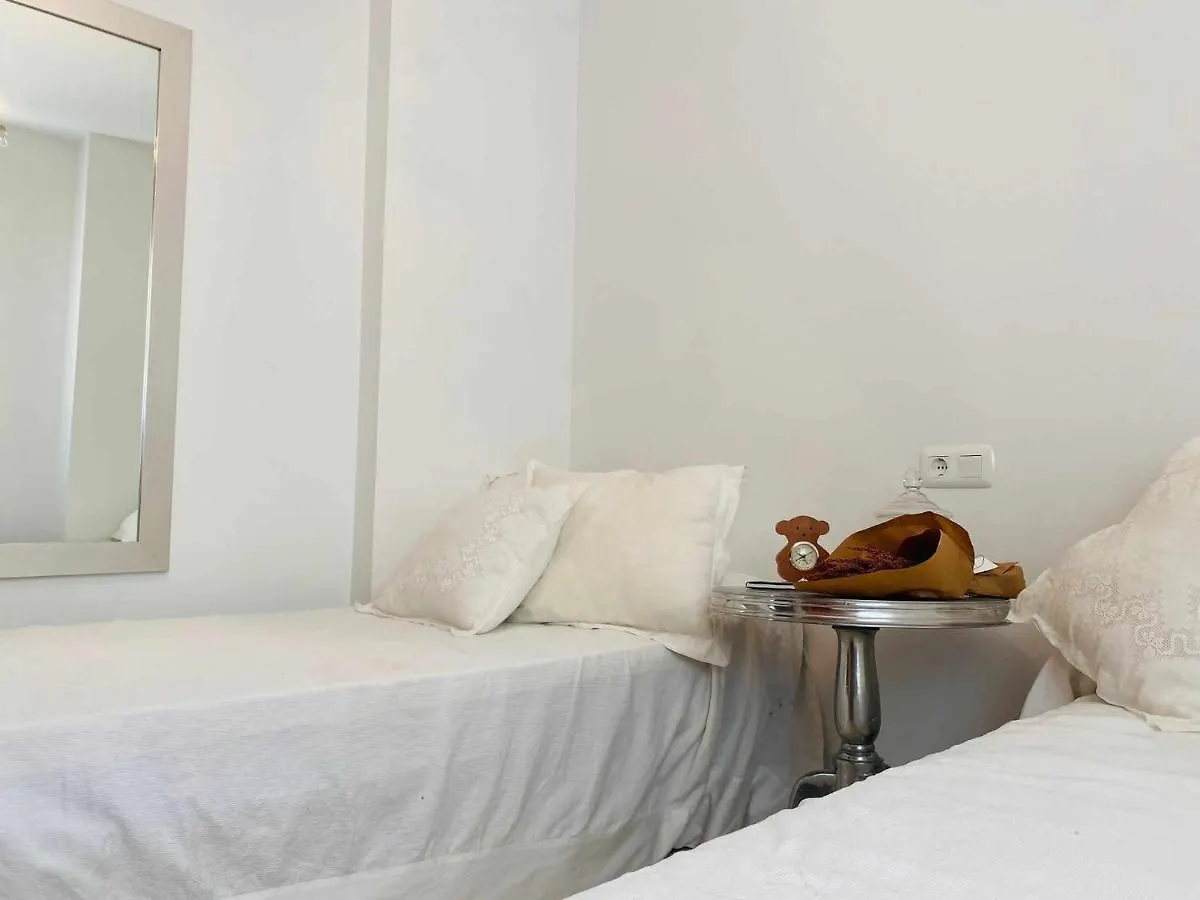 Toros Apartamento Junto A La Estacion De Trenes Apartment Malaga 0*,  Spain